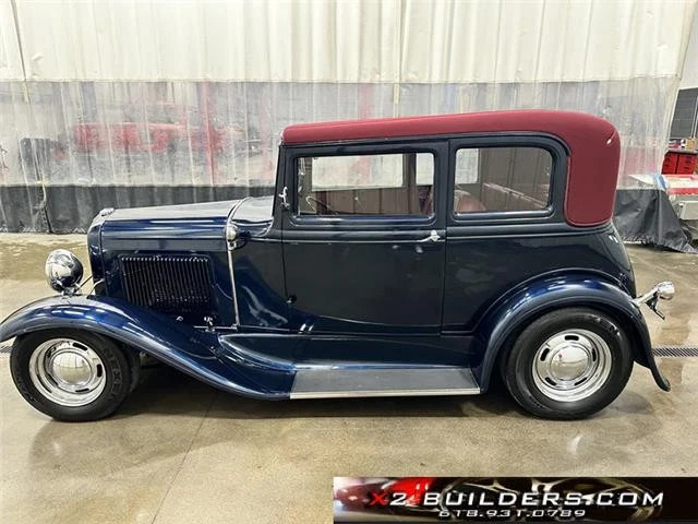 1932 Ford Slant Window Leatherback Victoria Hotrod