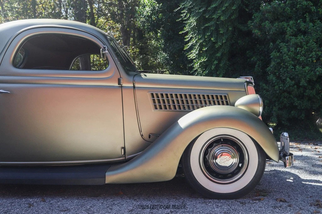 1935 Ford Model 48 3-Window Coupe Hot Rod 350ci V8