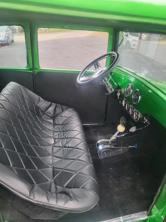 1932 Austin Bantam Street Rod / Hot Big Block 454, Show Quality, Candy Green