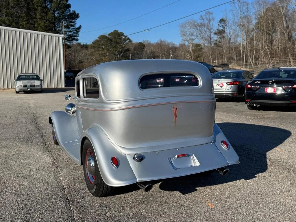 1934 Ford 2 door Sedan Street rod A/C