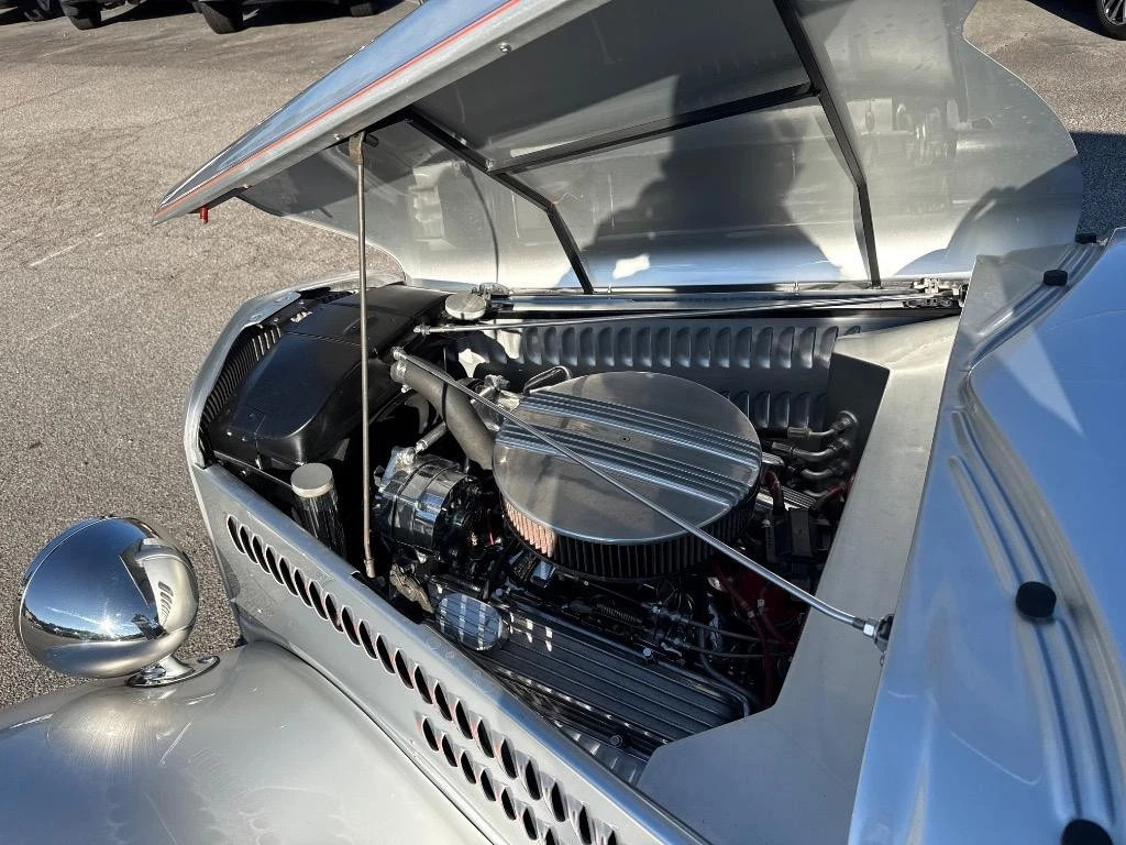 1934 Ford 2 door Sedan Street rod A/C