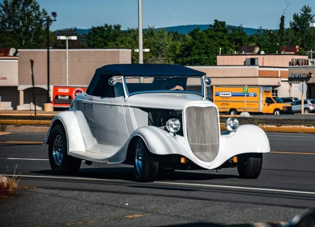 1934 Ford Roadster (outlaw Body) Titled as 34