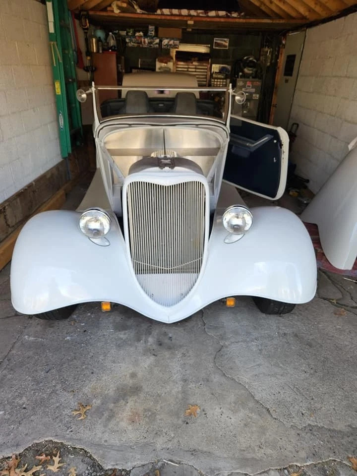 1934 Ford Roadster (outlaw Body) Titled as 34