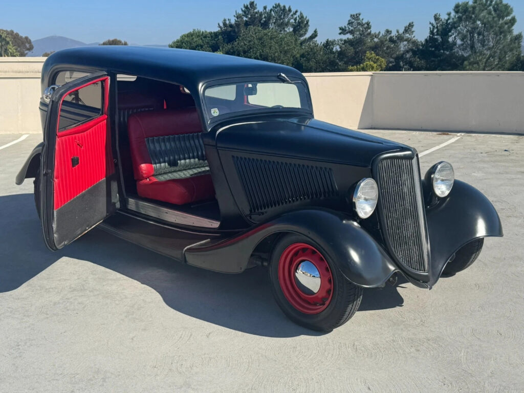 1934 Ford Tudor Sedan- hot rod / Street rod, Model A