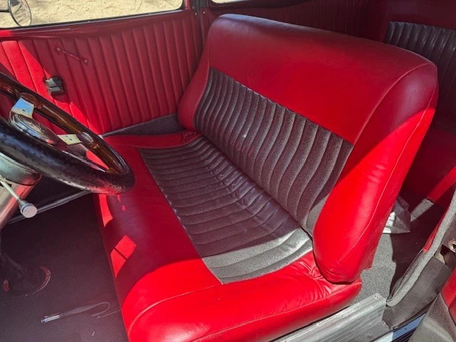 1934 Ford Tudor Sedan- hot rod / Street rod, Model A