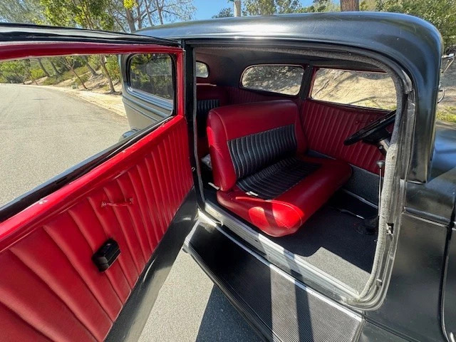 1934 Ford Tudor Sedan- hot rod / Street rod, Model A