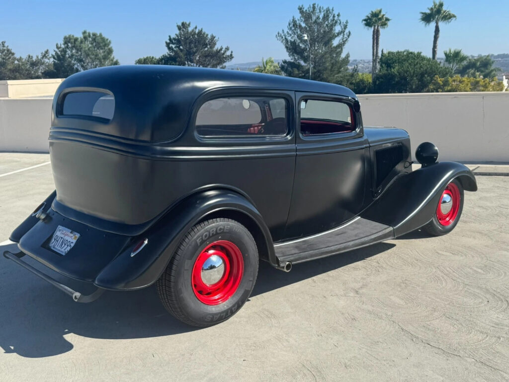 1934 Ford Tudor Sedan- hot rod / Street rod, Model A