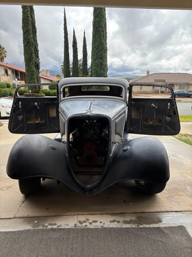 1934 Ford Tudor Sedan Project