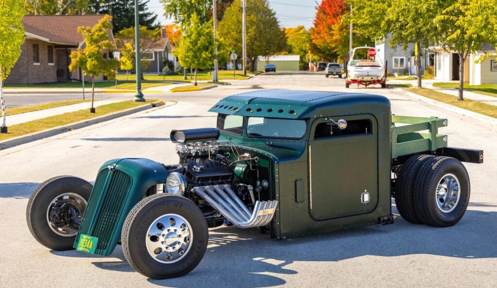 1949 Peterbilt 1-Ton Pickup Rat Rod Truck Chevy 454 Powerplant