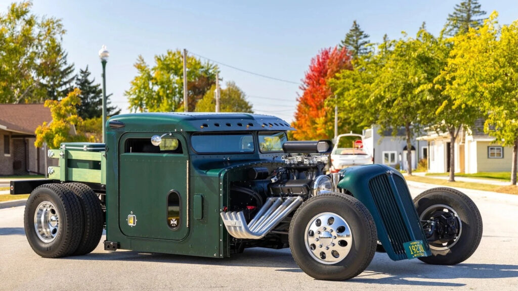1949 Peterbilt 1-Ton Pickup Rat Rod Truck Chevy 454 Powerplant